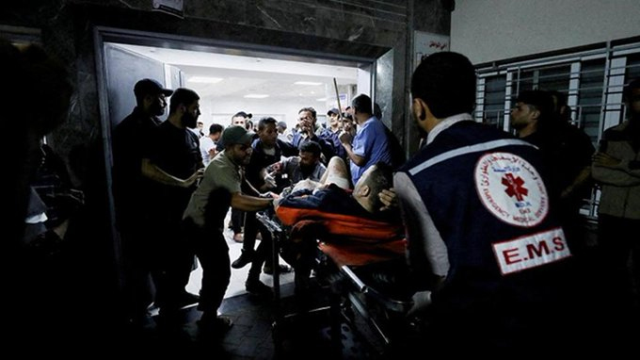 Şifa Hastanesi Müdürü'nden İsrailli subaya rest: Beni tutuklamak, öldürmek istiyorsanız hazırım ama işbirliği yapmam