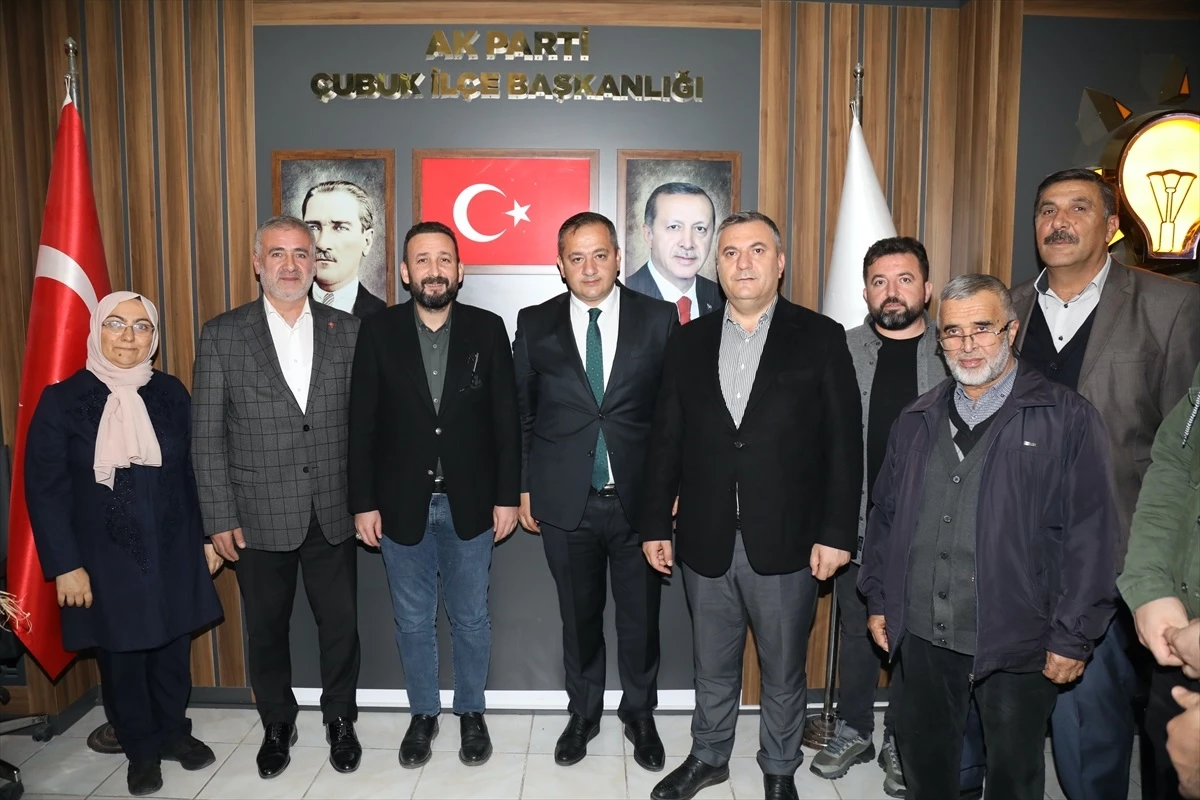 AK Parti Çubuk İlçe Başkanı Ahmet Kılıç, görevi Erhan Kuşçu\'dan devraldı