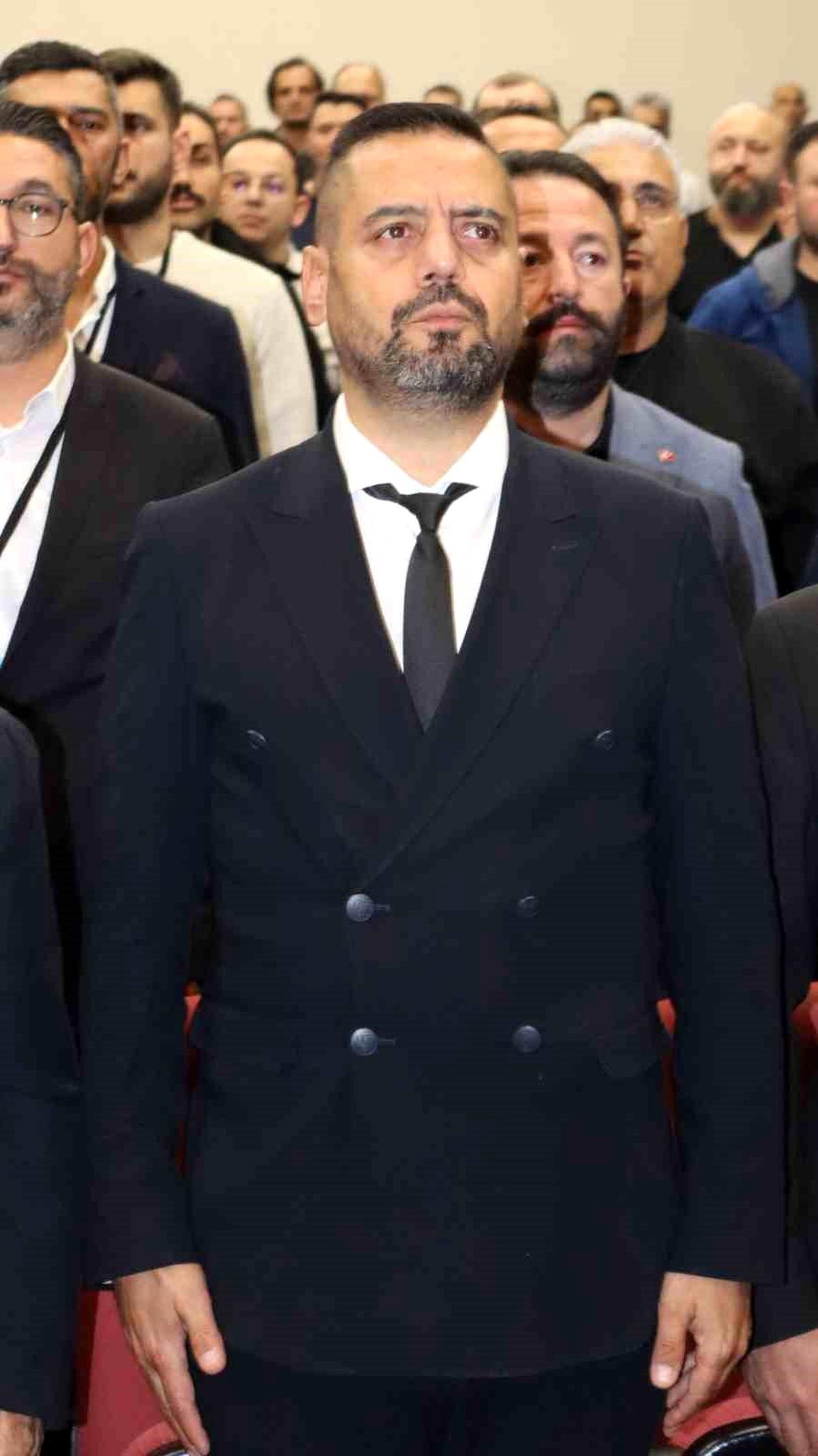 Altay\'ın yeni başkanı Murat Pervane oldu