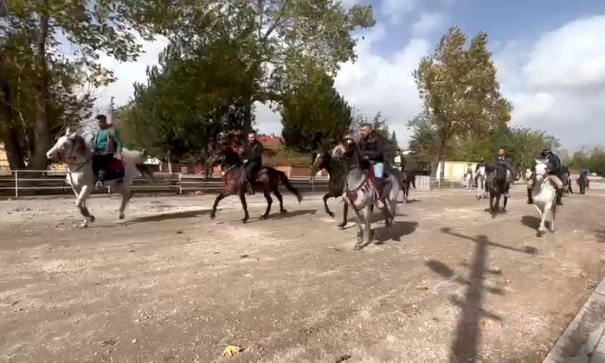 Kütahya\'da At Severler Bir Araya Geldi