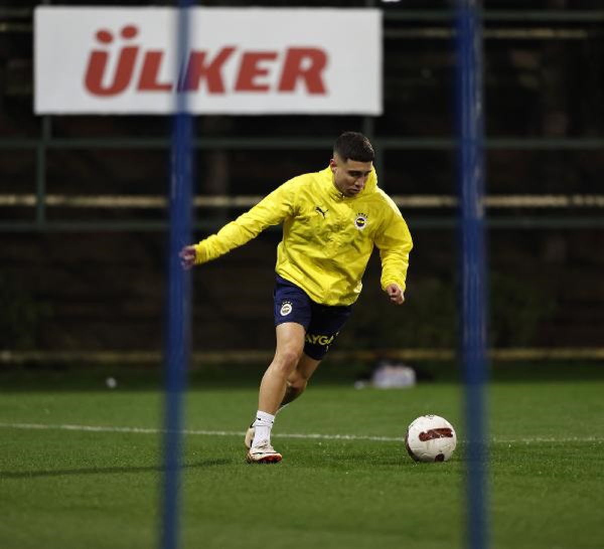 Fenerbahçe, VavaCars Fatih Karagümrük maçı hazırlıklarına başladı