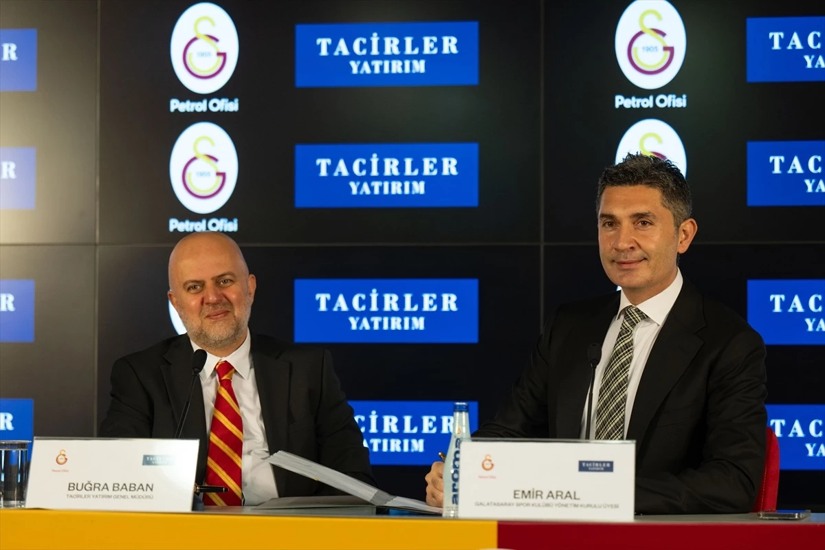 Galatasaray Petrol Ofisi Kadın Futbol Takımı, Tacirler Yatırım ile şort sponsorluğu anlaşması imzaladı
