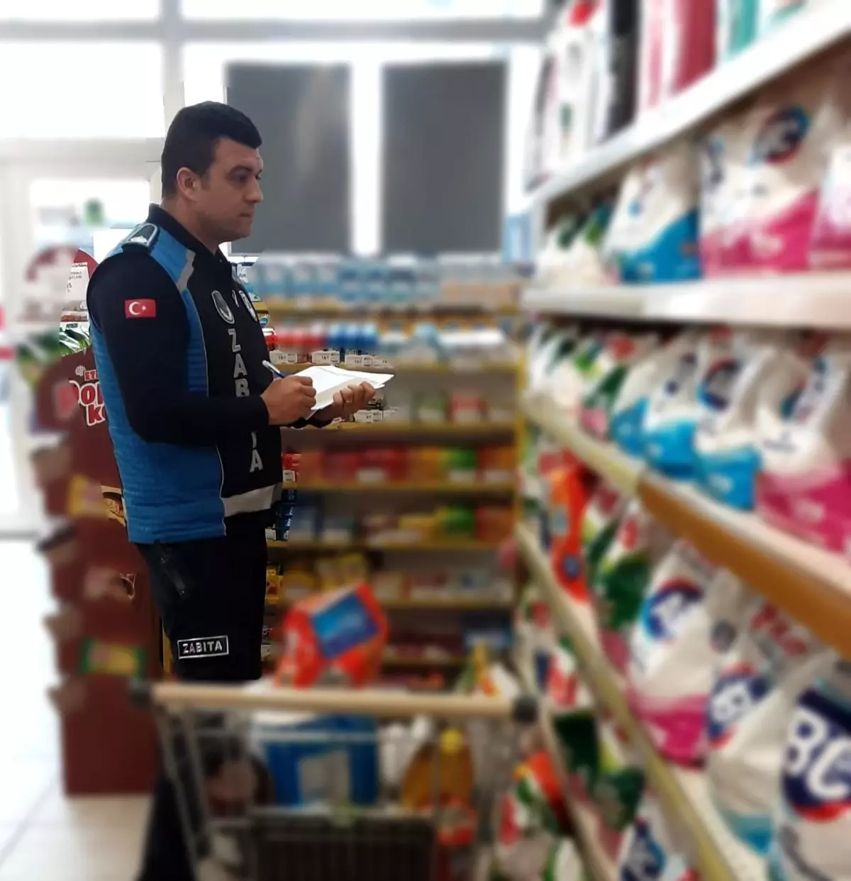 İnegöl Belediyesi Zabıta Müdürlüğü, 76 İşletmeye Cezai İşlem Uyguladı