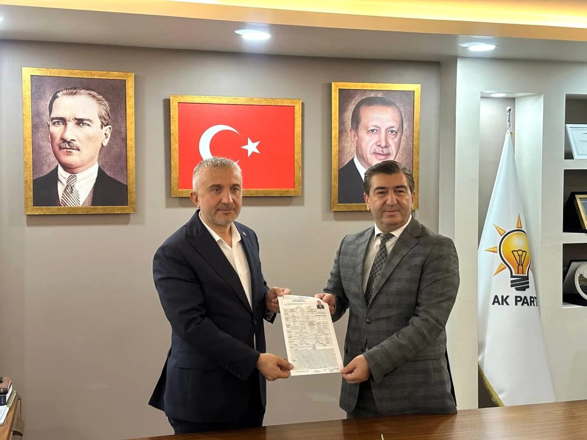 Yücel Yalçınkaya, AK Parti\'den Çekmeköy Belediye Başkan aday adayı oldu