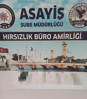 Kargo çalışanı çaldığı telefonlarla sevgilisine otomobil hediye etti Kargo çalışanı çaldığı telefonlarla sevgilisine otomobil hediye etti