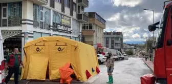 Kargo Firmasında Kimyasal Madde Sızıntısı: 4 Kişi Etkilendi