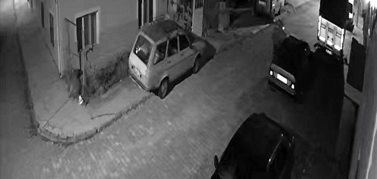 Eskişehir\'de Otomobilin Sağ Aynası Çalındı