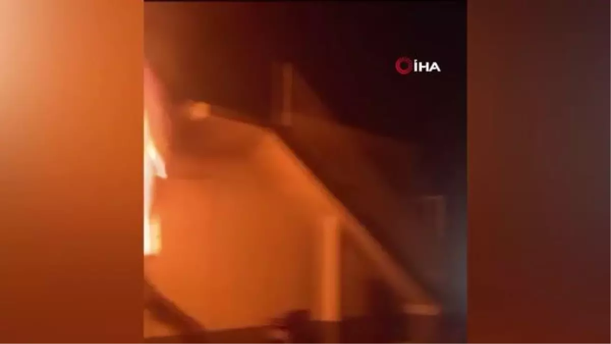 Klima motoru patladı, ev alev alev yandı