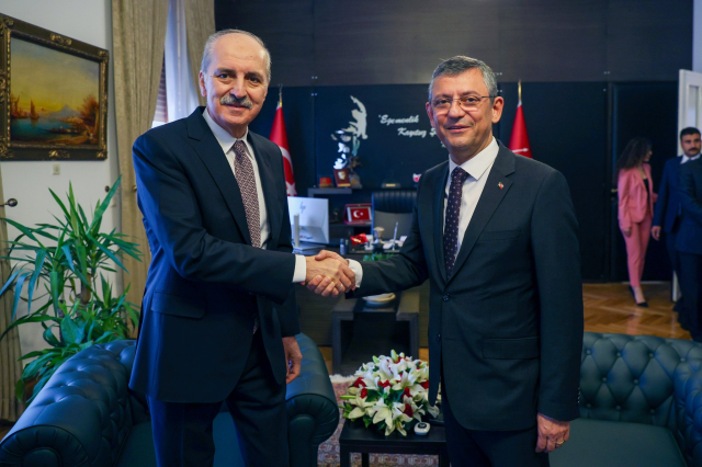 TBMM Başkanı Numan Kurtulmuş, CHP Genel Başkanı Özgür Özel'i ziyaret etti