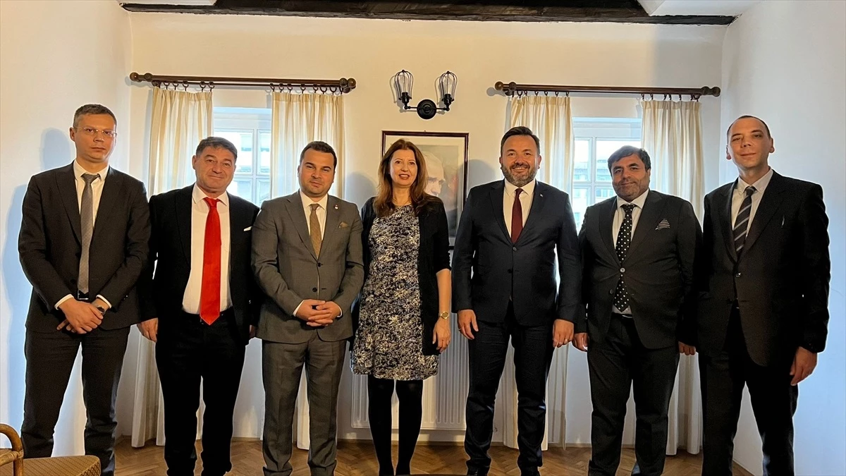Türkiye Karate Federasyonu Başkanı Slovenya Büyükelçisini Ziyaret Etti