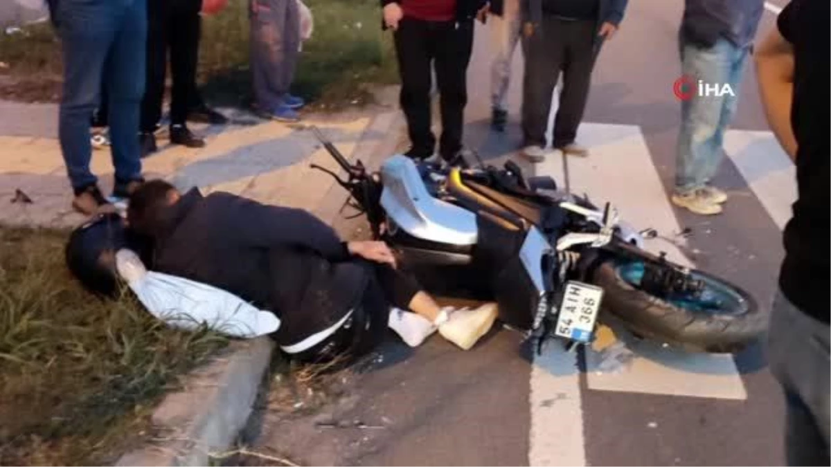 Karasu\'da Kamyonla Motosiklet Kaza Yaptı: Motosiklet Sürücüsü Ağır Yaralı