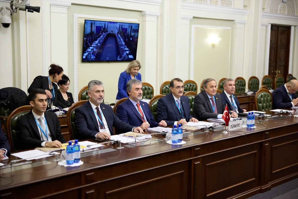 Ukrayna Devlet Başkanı Zelenskiy: Karadeniz\'de Güvenlik Ortaklarımızla Sağlanacak