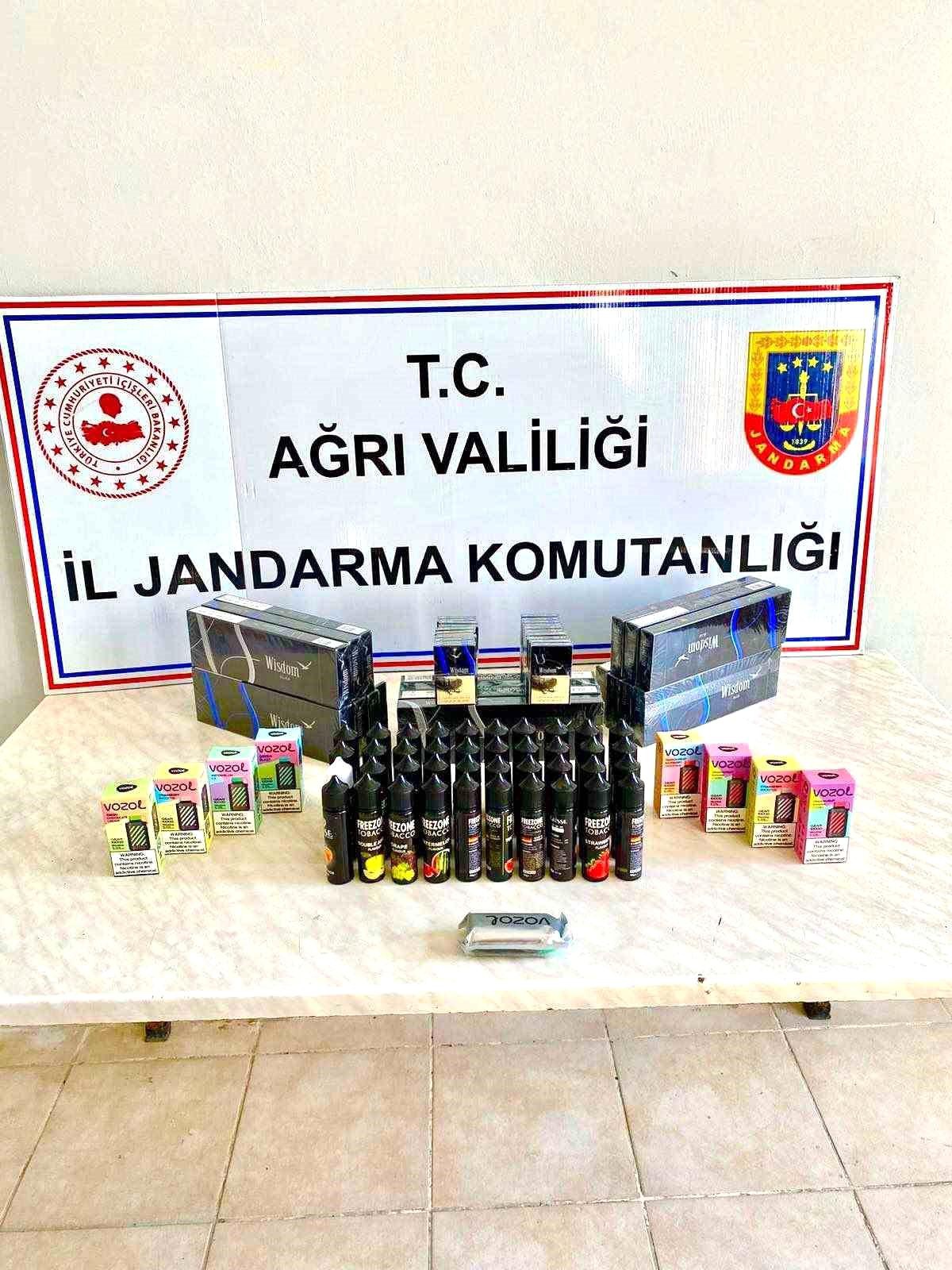 Ağrı\'da kaçak elektronik ve paket sigara yakalandı
