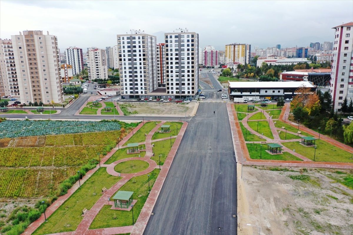Kocasinan Belediyesi Yol Yapım ve Asfaltlama Çalışmalarını İnceledi