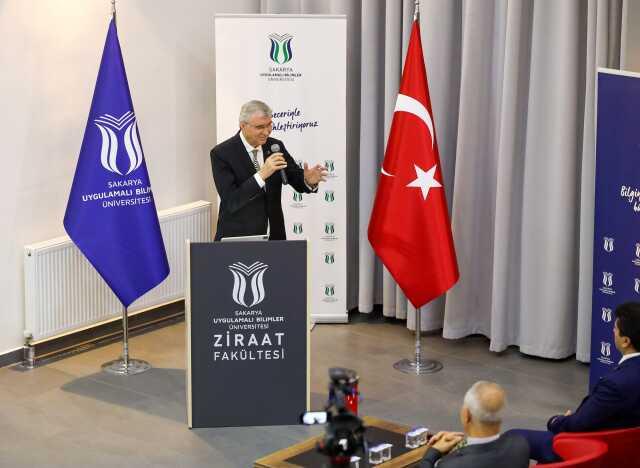 Başkan Yüce geleceğin ziraatçilerine seslendi: 'Sakarya yetişen gençleriyle tarımda dünya markası olacak'