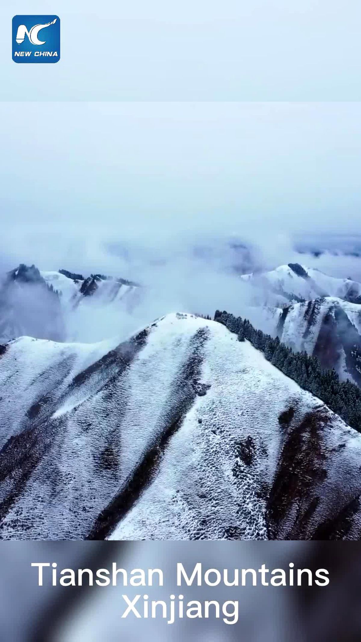 Çin\'in Tianshan Dağları\'ndan Muhteşem Kar Manzarası