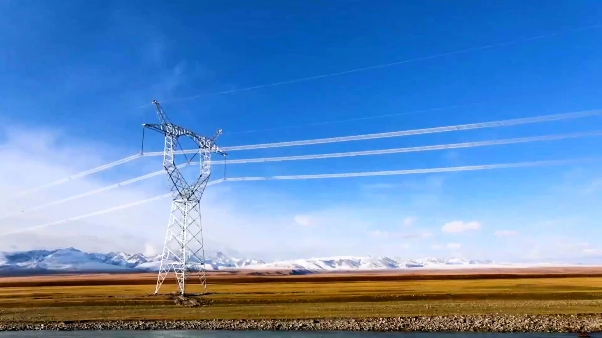 Çin\'in Xinjiang Bölgesi\'ndeki Yeni Enerji Kapasitesi 60 Milyon Kilovata Ulaştı