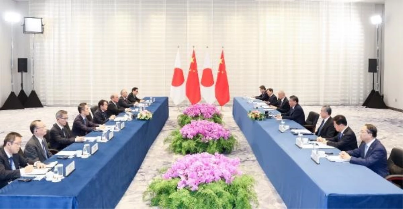 Çin Devlet Başkanı Şi Cinping, ABD\'de Japonya Başbakanı ile görüştü