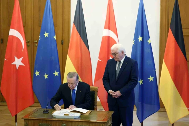 Cumhurbaşkanı Erdoğan, Almanya Cumhurbaşkanı Steinmeier'le görüşmesi başladı