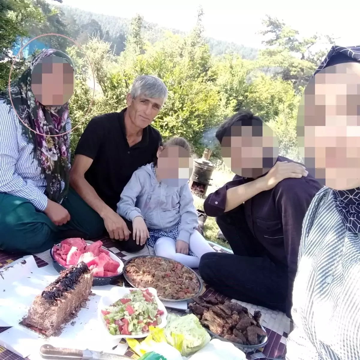 Sakarya\'da Psikolojik Sorunları Olan Kadın, Kocasını Öldürdü ve Babasını Boğmaya Kalkıştı