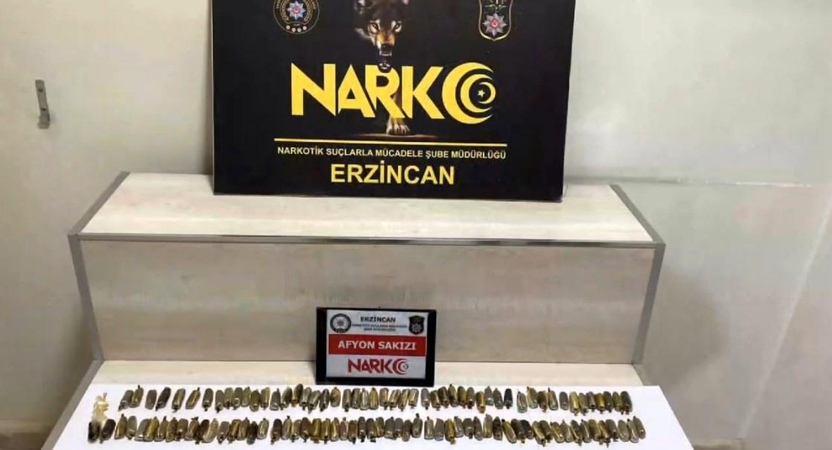 Erzincan\'da Yutma Kuryeleri ile Uyuşturucu Ticareti Yapan 14 Kişi Tutuklandı