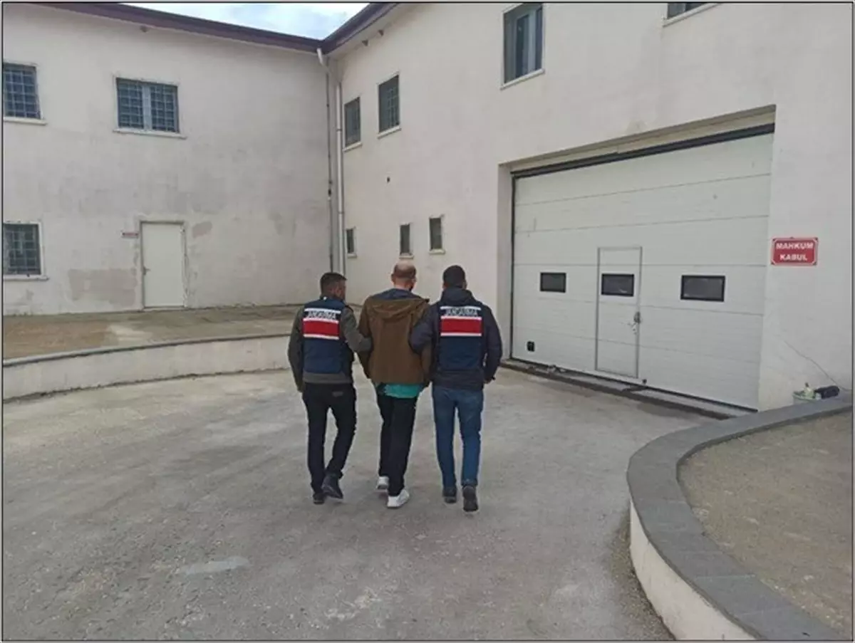 Eskişehir\'de Hırsızlık Yapan 2 Şüpheli Yakalandı