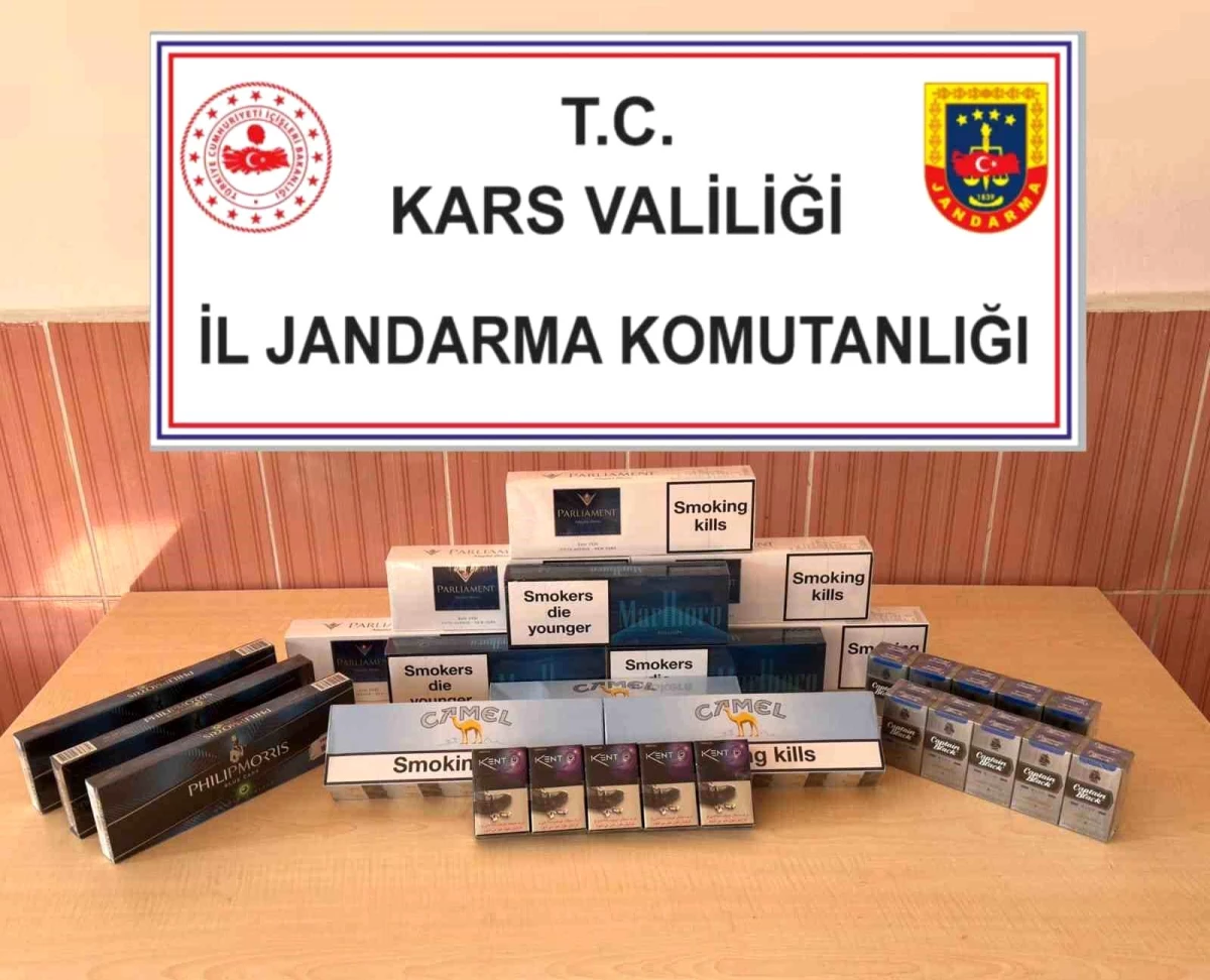 Kars\'ta Jandarma Sentetik Uyuşturucu Hap, Metanfetamin ve Kaçak Sigara Ele Geçirdi