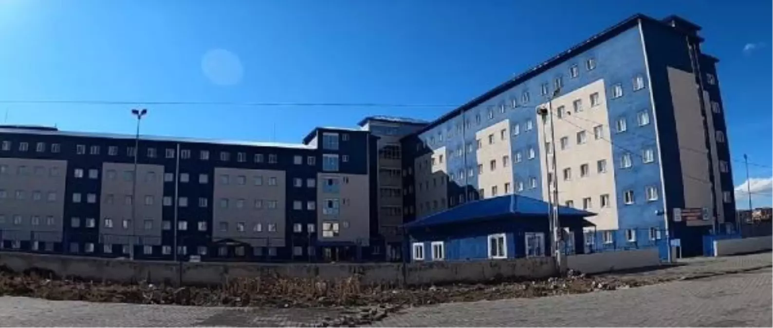 Kız öğrenci yurdunda çay dökme kavgası: Bir öğrenci yaralandı