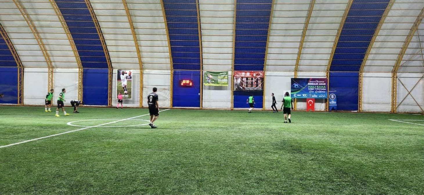 Kütahya Belediyesi Birimler Arası Futbol Turnuvası Başladı
