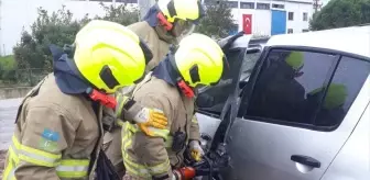 Bandırma'da Kontrolden Çıkan Otomobil Kazası: 1 Yaralı