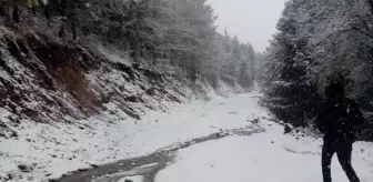 Çanakkale'nin Bayramiç ilçesinde mevsimin ilk karı yağdı
