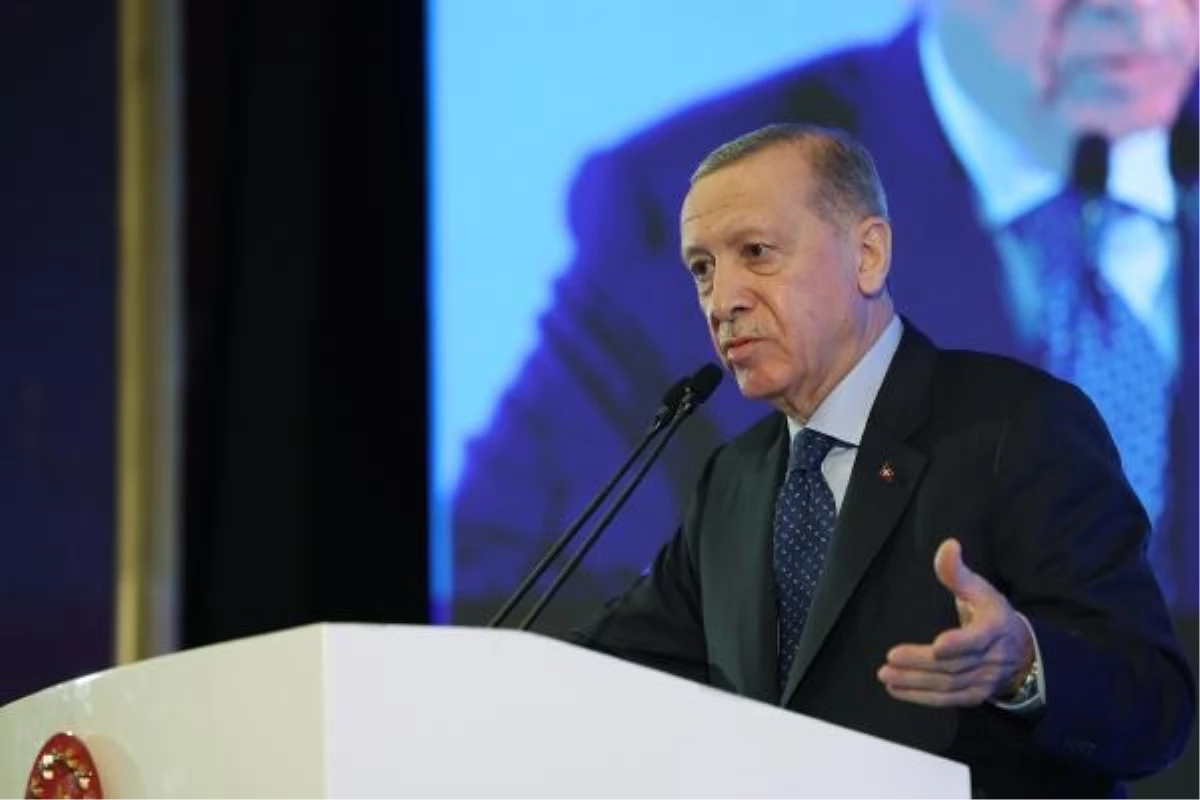Cumhurbaşkanı Erdoğan: "Türkiye\'nin sınırlarından ibaret bir ülke olmadığını hala kabul etmek istemeyen varsa ya gafildir ya da kafası ve kalbi başka...