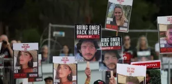 İsrailli Esirlerin Aileleri Tel Aviv'den Batı Kudüs'e Yürüdü