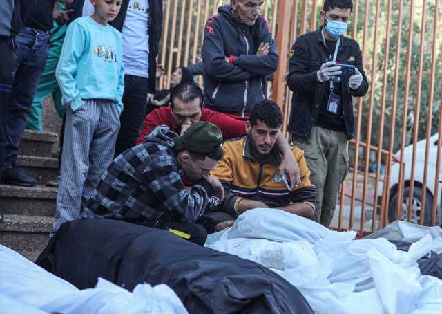 İsrail ordusu, Şifa Hastanesi'nin boşaltılmasını istedi! Bir saatlik süre verdiler İsrail ordusu, Şifa Hastanesi'nin boşaltılmasını istedi! Bir saatlik süre verdiler