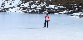 Erzincan'da Kros Motoru ile Buz Pateni