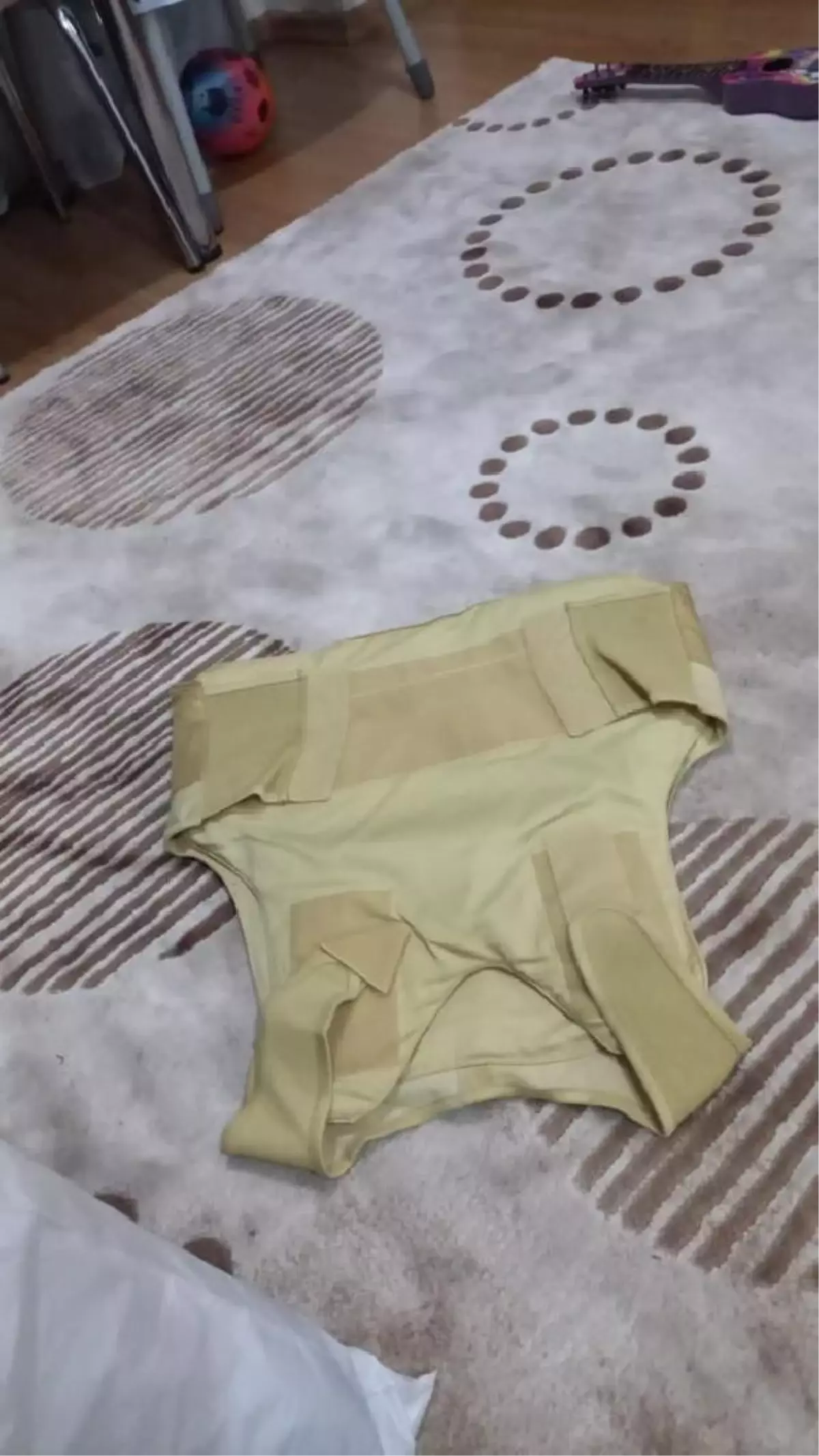 Ataşehir\'de İş Adamının Otomobili Kurşunlandı, Şüpheliler Gözaltına Alındı