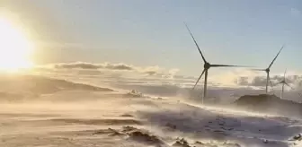 Karlıova'da kar yağışı