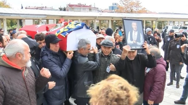 Metin Uca'nın cenazesi Ankara'da toprağa verildi