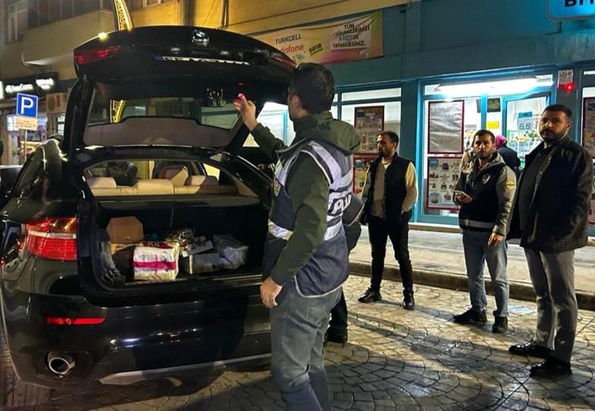 Samsun\'da Aranan 19 Kişi 3 Tabanca İle Yakalandı