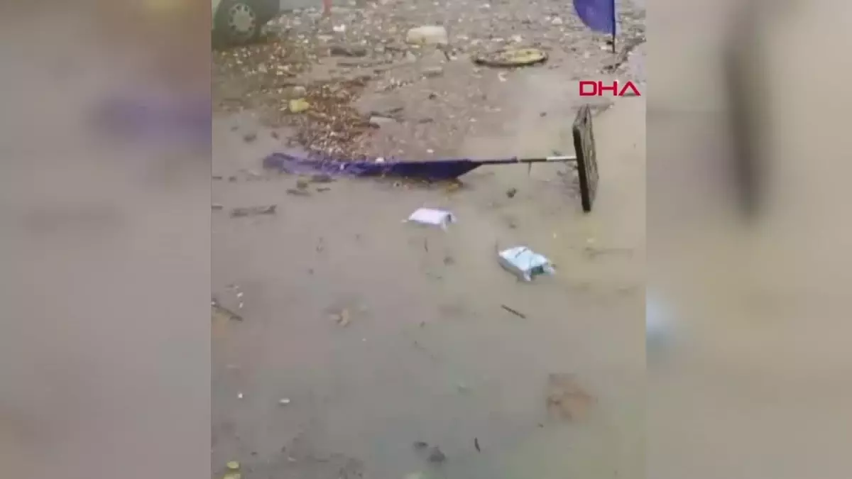 ŞİLE\'DE FIRTINA: DERE TAŞTI, YOLLAR GÖLE DÖNDÜ-1