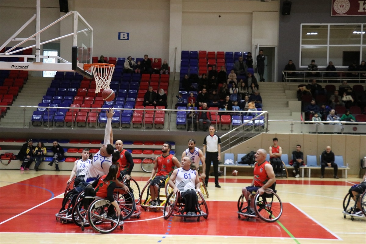 Tekerlekli Sandalye Basketbol Süper Ligi
