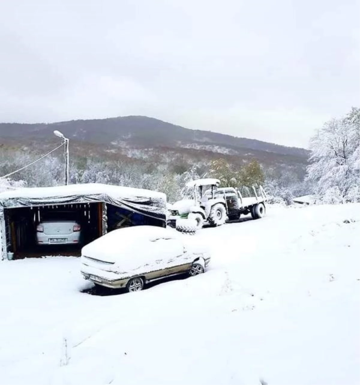 Kırklareli ve Tekirdağ\'da Kar Yağışı ve Kuvvetli Rüzgar Etkili Oldu