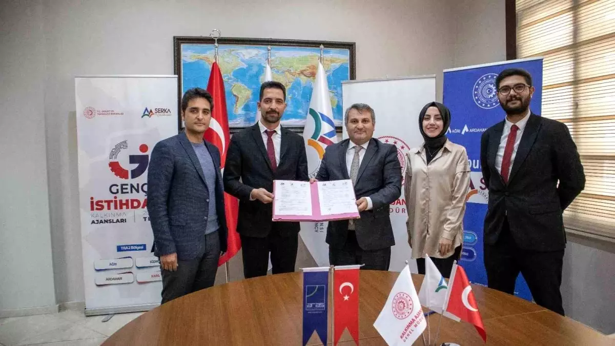 Aras Elektrik, Kars\'ta Genç İstihdamı Artırmak İçin Protokol İmzaladı