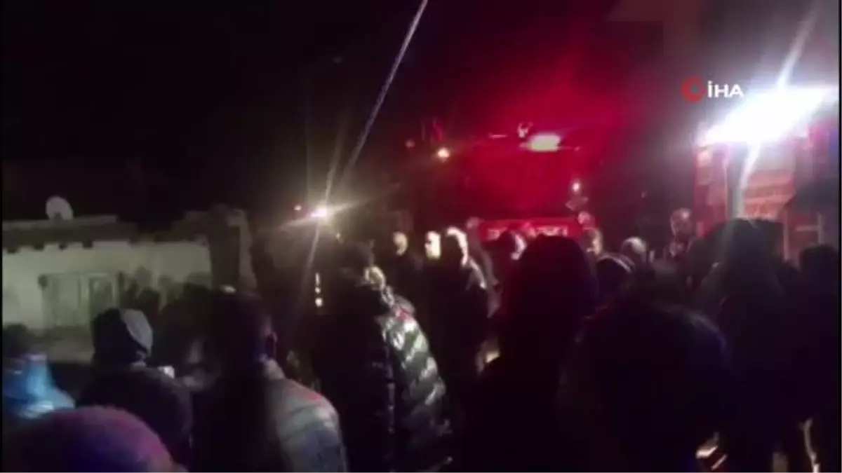 Batman'da sağanak nedeniyle kerpiç ev çöktü: Anne bulundu, 3 çocuğu kayıp