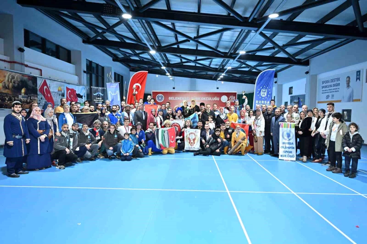 Bursa\'da Geleneksel Türk Okçuluğu Şampiyonası Düzenlendi