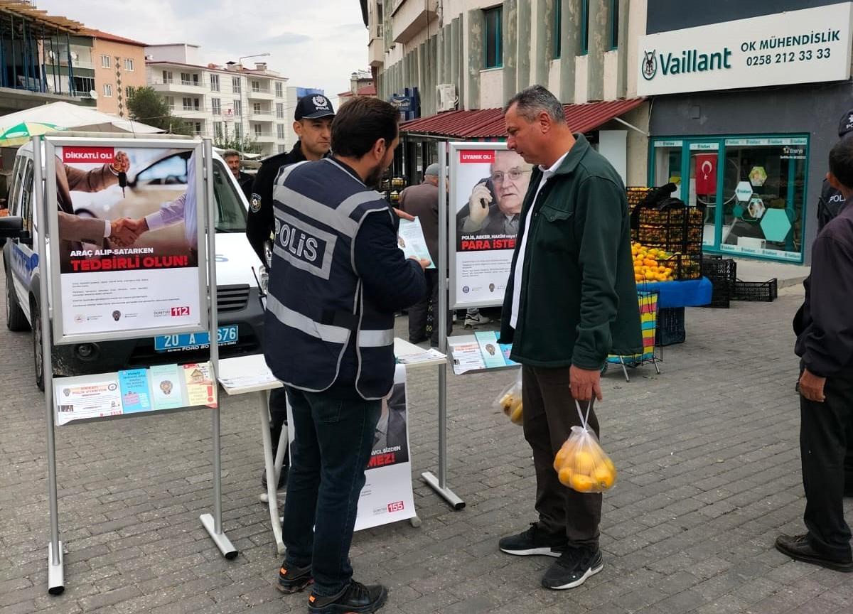 Denizli İl Emniyet Müdürlüğü Vatandaşları Dolandırıcılık Konusunda Bilgilendirdi