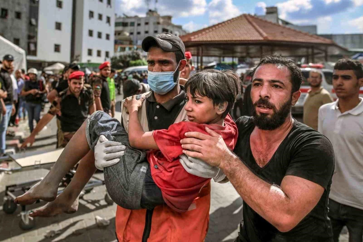Dünya Doktorları Derneği, İsrail\'in Gazze\'deki Hastanelere Yönelik Saldırılarını Kınadı