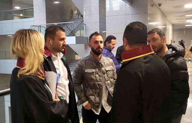 Futbolda dolandırıcılık davasında hakim karşısına çıkan banka müdürü Fatih Terim'in adını verdi! Her şey onunla başlamış Futbolda dolandırıcılık davasında hakim karşısına çıkan banka müdürü Fatih Terim'in adını verdi! Her şey onunla başlamış