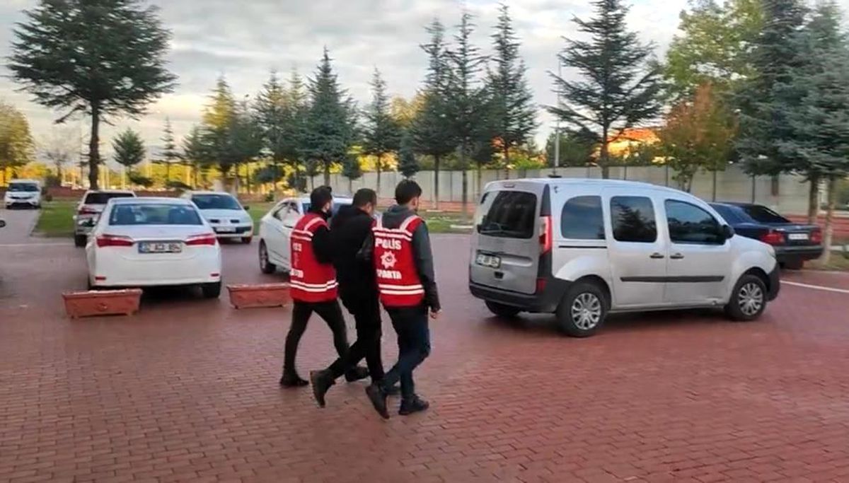 Isparta\'da Dolandırıcı Polis Tarafından Yakalandı
