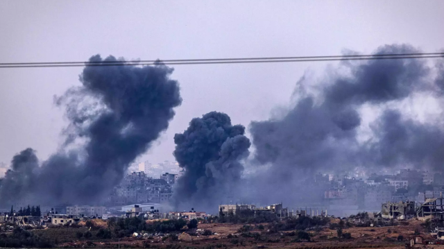 İsrail savaş uçaklarından Han Yunus ve Endonezya Hastanesi'ne bombardıman! Onlarca kişi hayatını kaybetti
